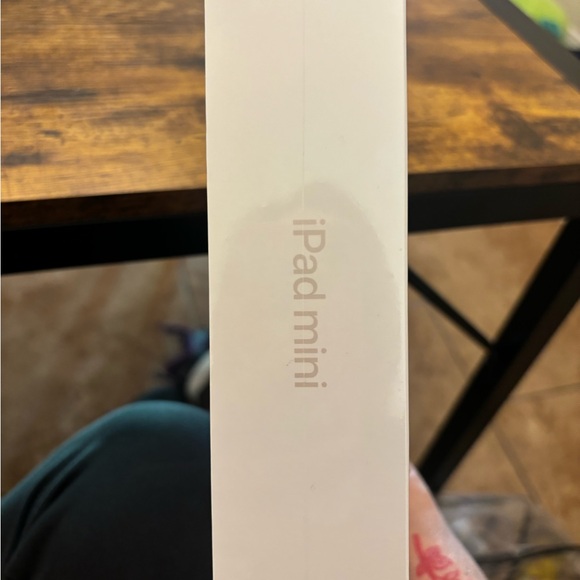 iPad mini 64GB NEW!